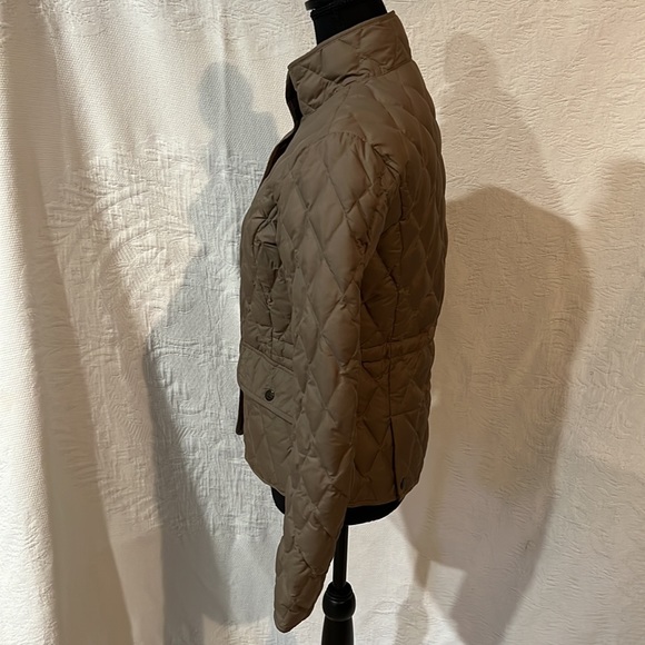 Eddie Bauer down jacket, size extra small - Picture 6 of 16